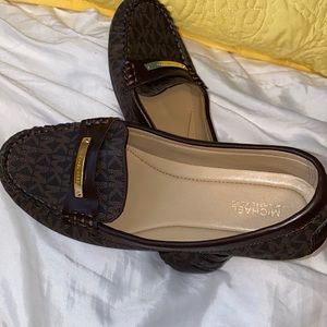 Micheal Kors flats/loafers